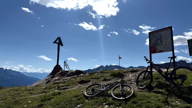 Mountain bike alla Via Ferrata degli Alpini al Montozzo