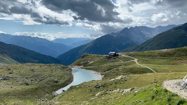 Vista del Rifugio Bozzi